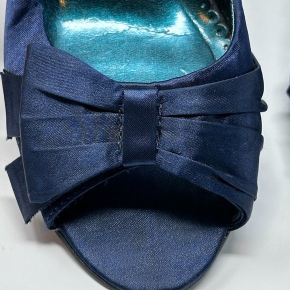 Rampage Kandice Blue Open Toe Fabric Tuxedo Bow Heels Size 8 - Picture 6 of 10